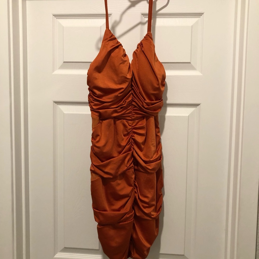 Dress - Picture 3 of 5